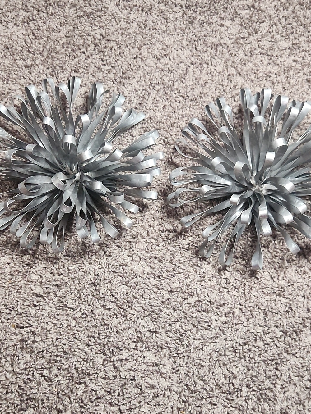 Metal Ribbon Art Sculptures Looped Silver 3D wall hanging Large 10 inch diameter
